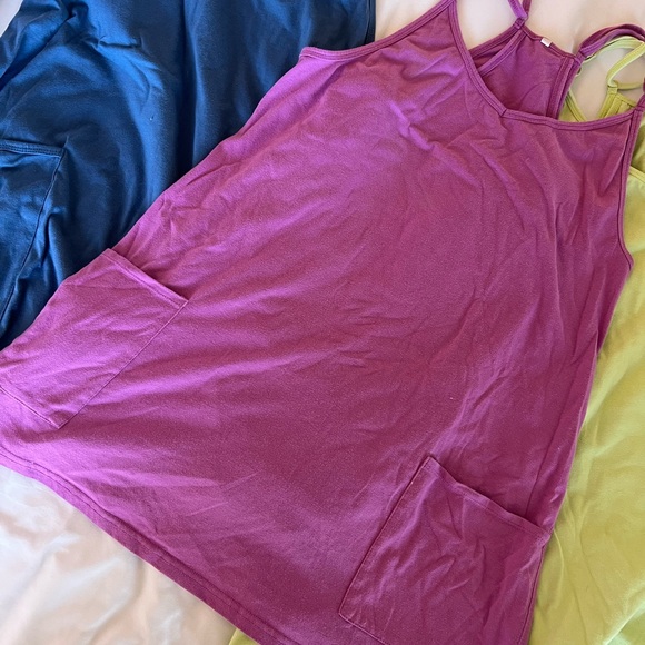 Set of 4 Activewear Dresses - Picture 4 of 8